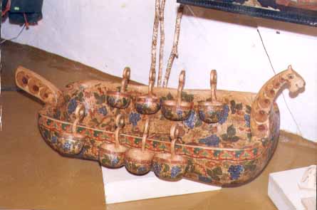 chaha.jpg (23539 bytes)